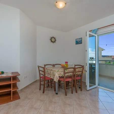 Kristina Apartment Omis