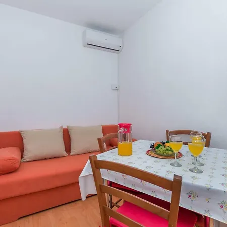 Kristina Apartment